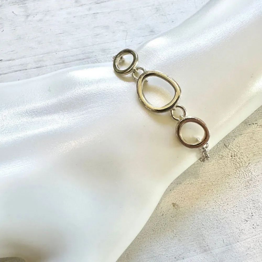 Avon SHB silver tone bracelet